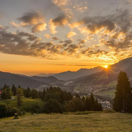 Haus No 60 Kleinwalsertal Apartamento Hirschegg (Vorarlberg)