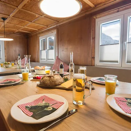 Haus No 60 Kleinwalsertal * Hirschegg (Vorarlberg)